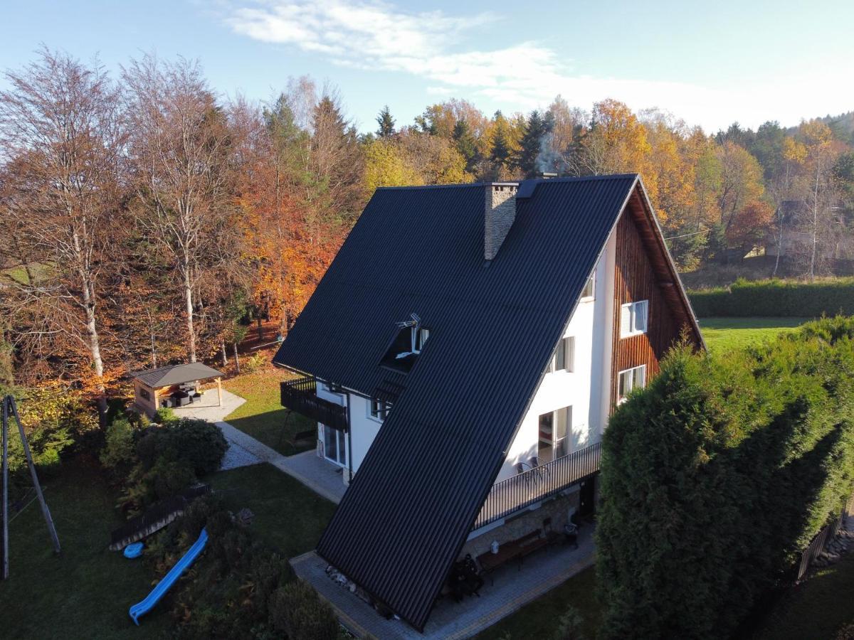 Villa Vincentow Myślenice Buitenkant foto